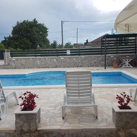 Apertment & Studio Fenix Holiday home *